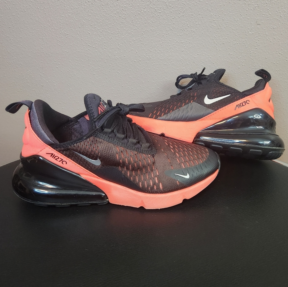 Nike Air Max 270 sz 5.5Y Used Womens sz 7 Black/Red Running